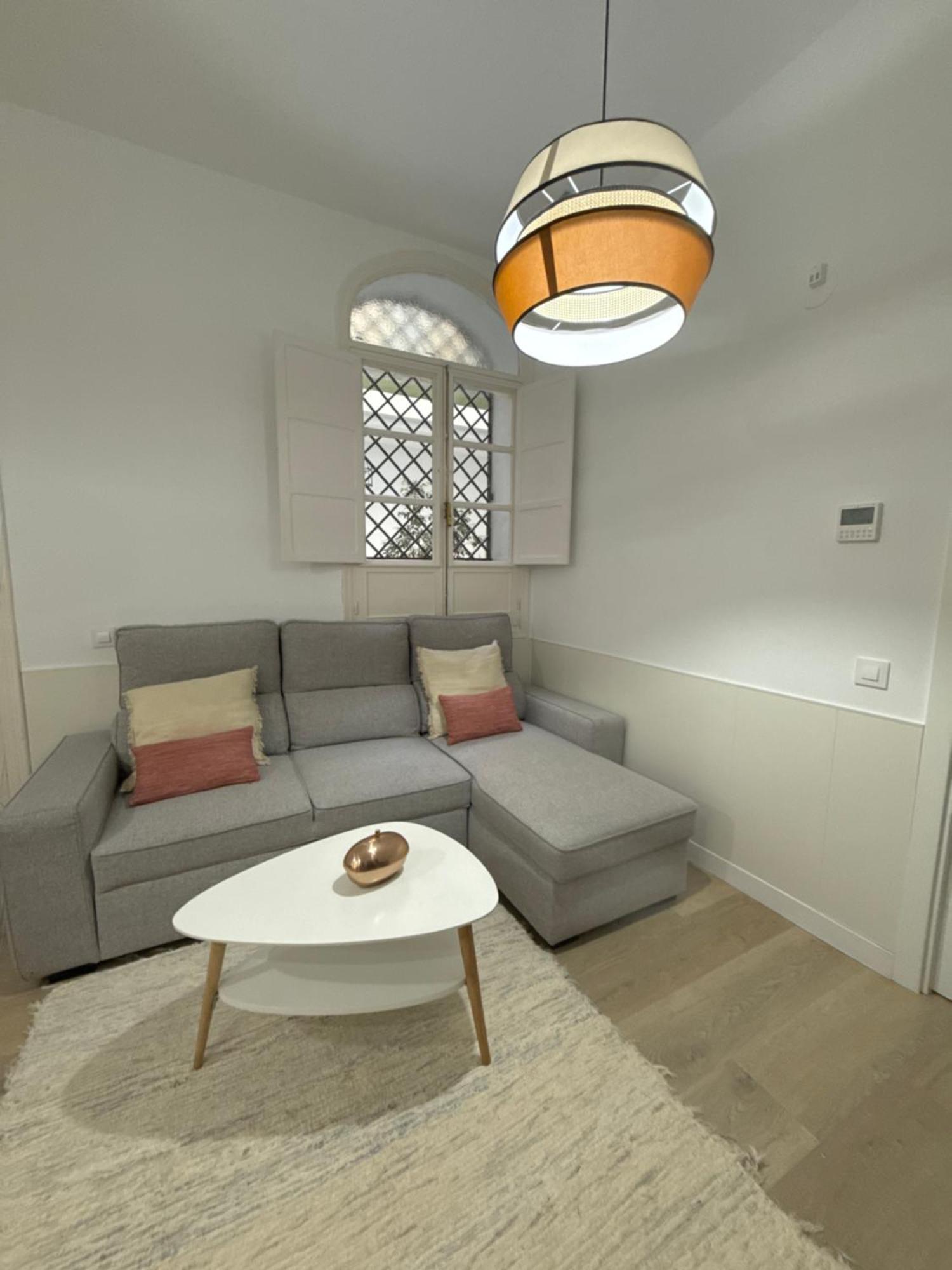 Pikis Center Sevilla エクステリア 写真